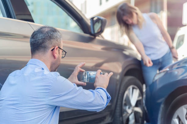 Professional Full Coverage Car Insurance technician working in Vassar, MI